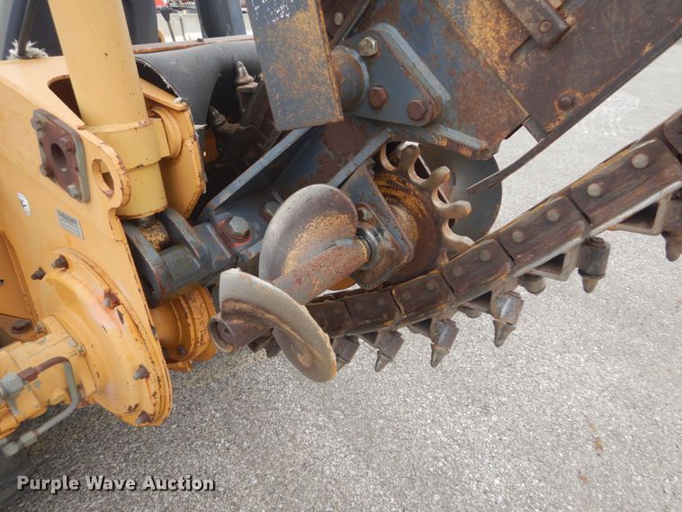 image for item GR9835 1999 Case 460  trencher