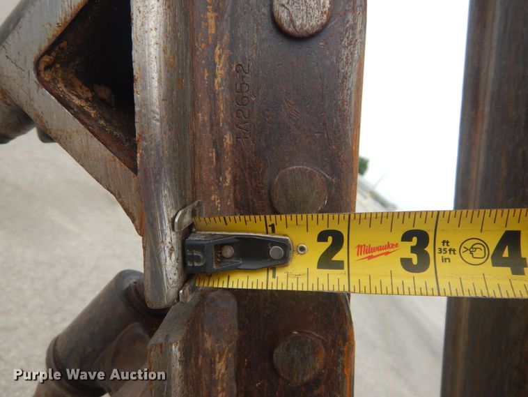 image for item GR9835 1999 Case 460  trencher