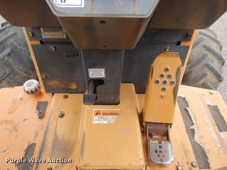 image for item GR9835 1999 Case 460  trencher