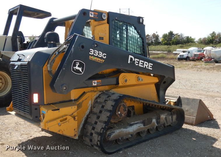 image for item HD9472 2017 John Deere 333G  tracked skid steer loader