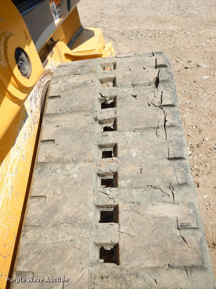 image for item HD9472 2017 John Deere 333G  tracked skid steer loader