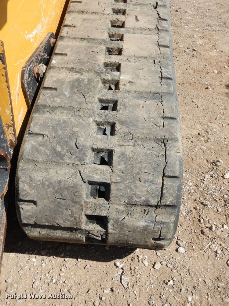 image for item HD9472 2017 John Deere 333G  tracked skid steer loader