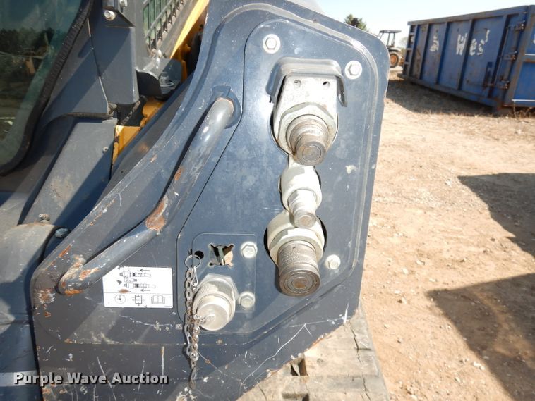 image for item HD9472 2017 John Deere 333G  tracked skid steer loader