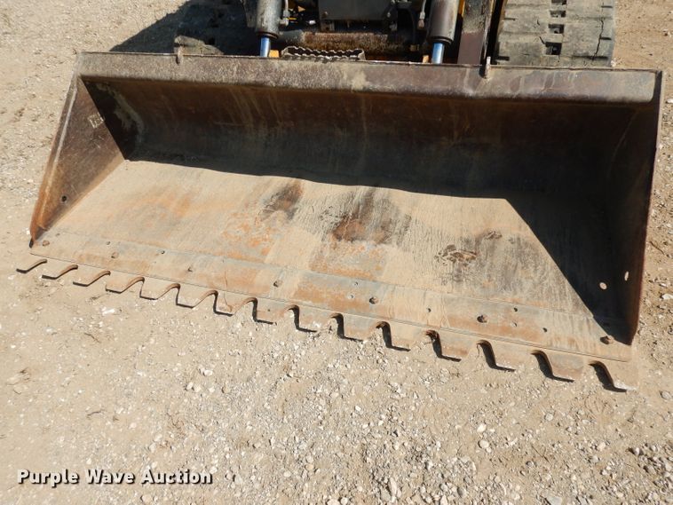 image for item HD9472 2017 John Deere 333G  tracked skid steer loader