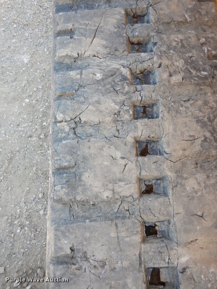 image for item HD9472 2017 John Deere 333G  tracked skid steer loader