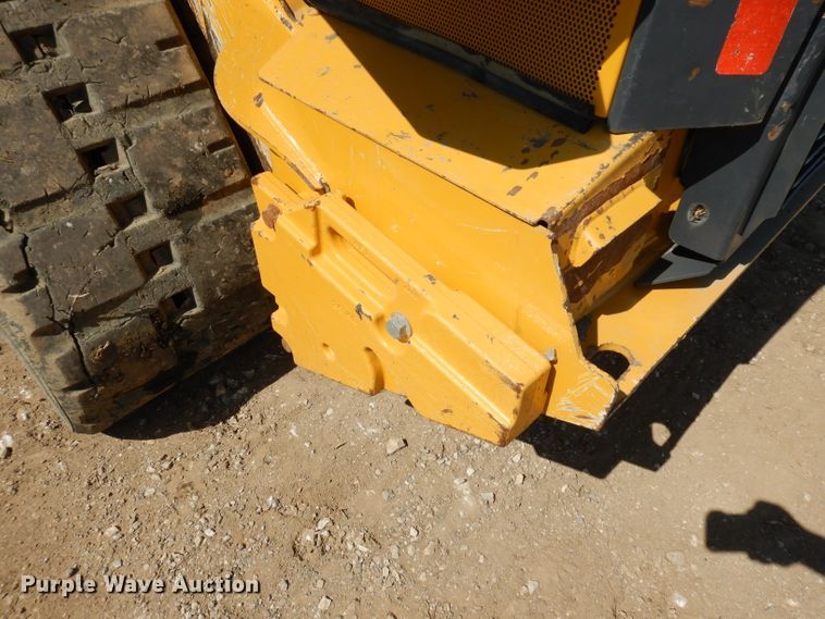image for item HD9472 2017 John Deere 333G  tracked skid steer loader