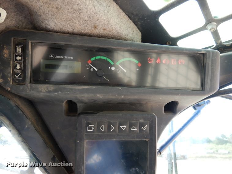 image for item HD9472 2017 John Deere 333G  tracked skid steer loader