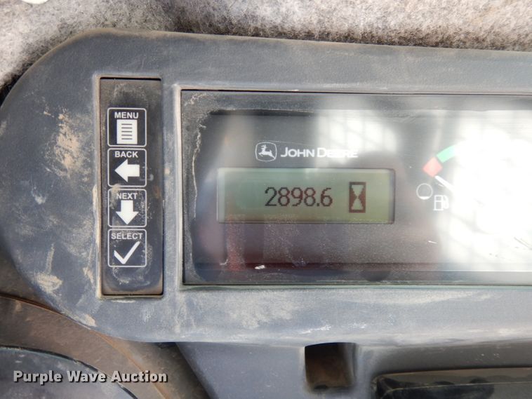 image for item HD9472 2017 John Deere 333G  tracked skid steer loader