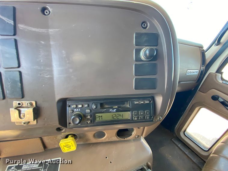 image for item HE9835 2004 Mack Granite  dump truck