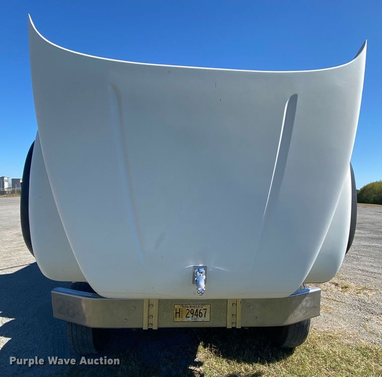 image for item HE9835 2004 Mack Granite  dump truck