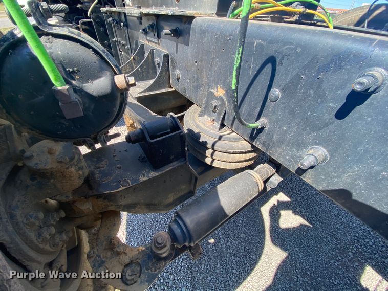 image for item HE9835 2004 Mack Granite  dump truck