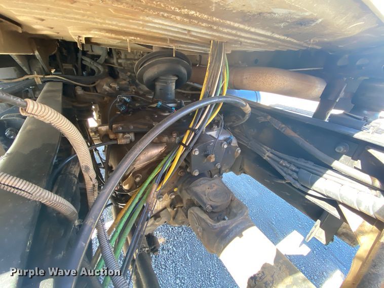 image for item HE9835 2004 Mack Granite  dump truck