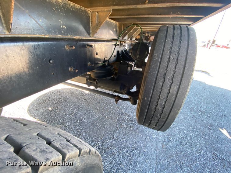 image for item HE9835 2004 Mack Granite  dump truck