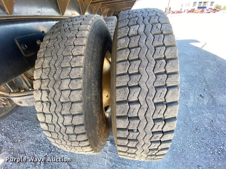 image for item HE9835 2004 Mack Granite  dump truck