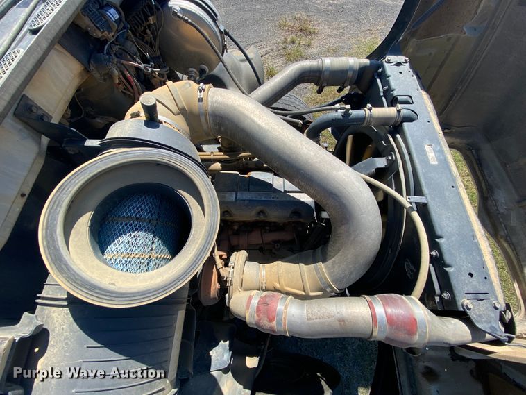 image for item HE9835 2004 Mack Granite  dump truck