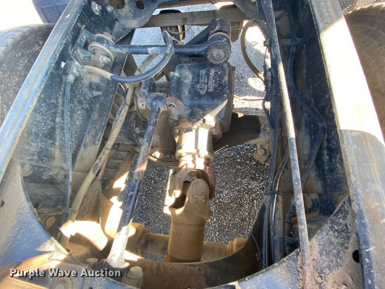 image for item HE9835 2004 Mack Granite  dump truck