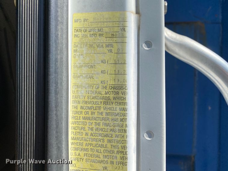 image for item HE9835 2004 Mack Granite  dump truck