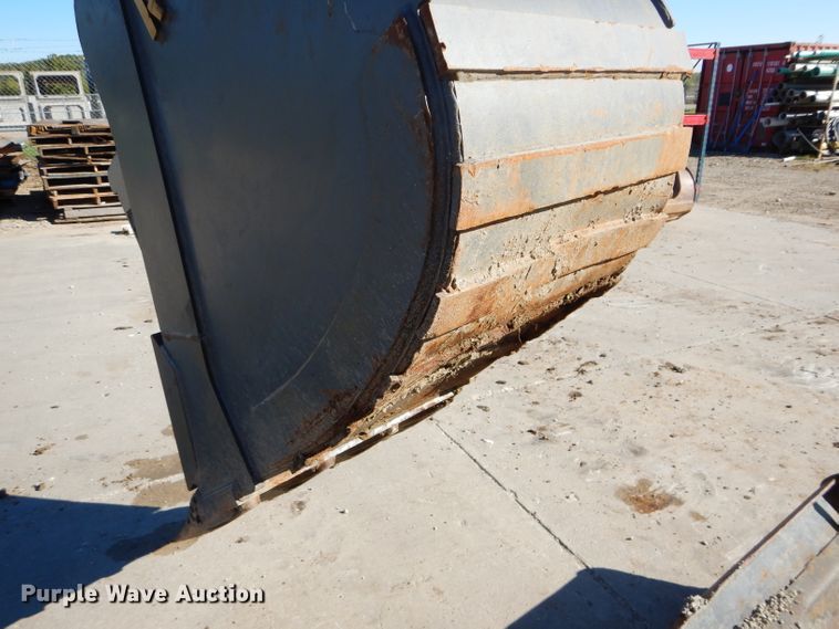 image for item HF9023 Rockland EB40 30"W excavator bucket