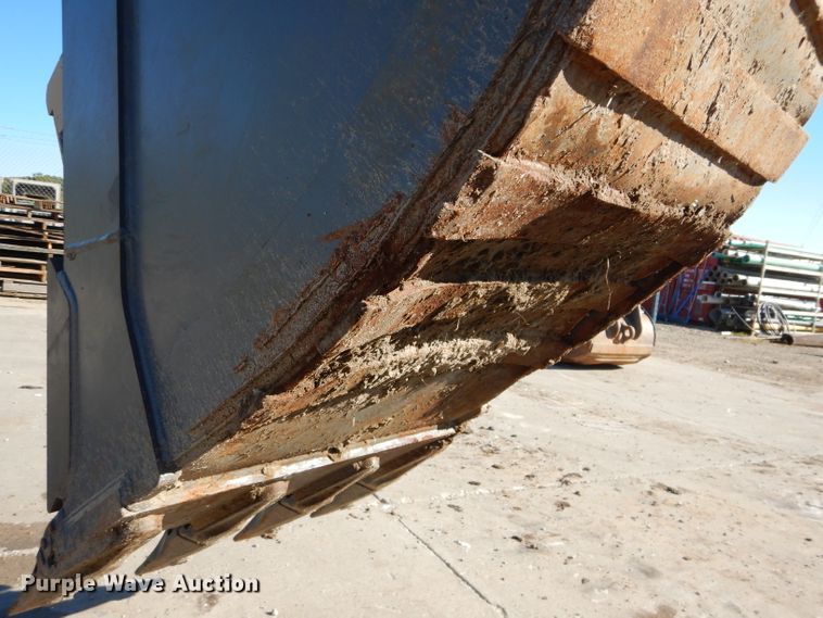 image for item HF9023 Rockland EB40 30"W excavator bucket