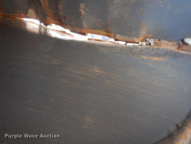 image for item HF9023 Rockland EB40 30"W excavator bucket