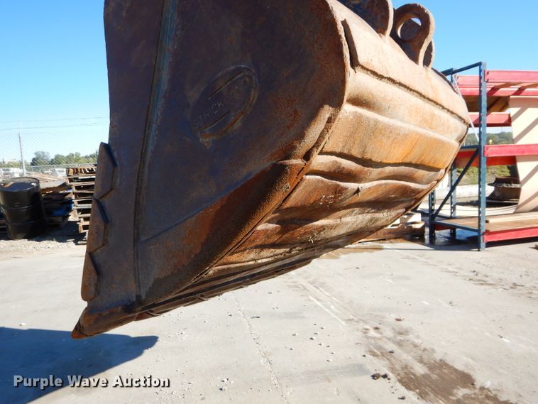 image for item HF9024 Strickland 48"W excavator bucket