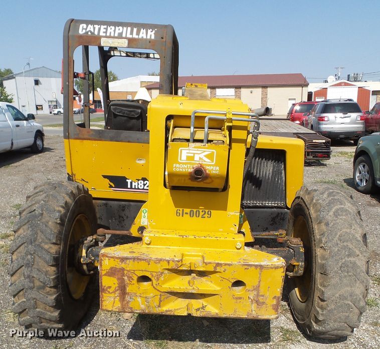 image for item HF9579 1998 Caterpillar TH82  telehandler