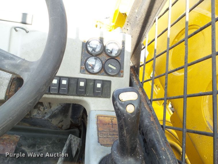 image for item HF9579 1998 Caterpillar TH82  telehandler