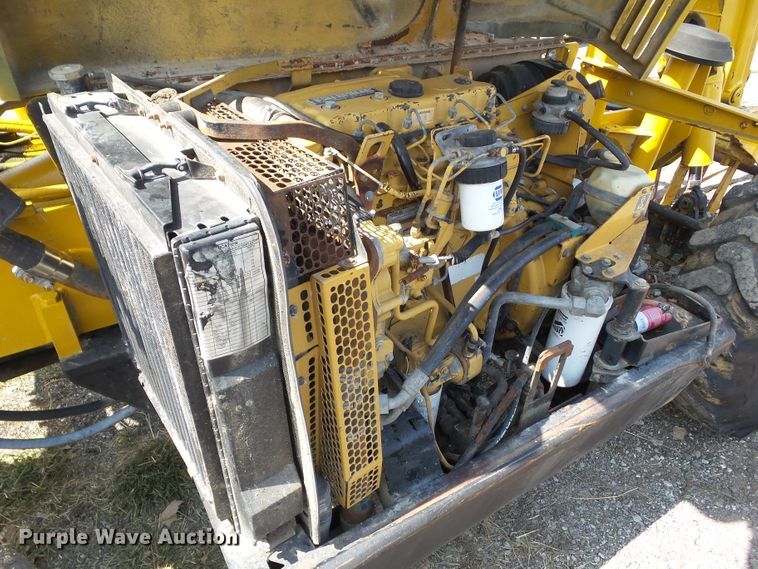 image for item HF9579 1998 Caterpillar TH82  telehandler