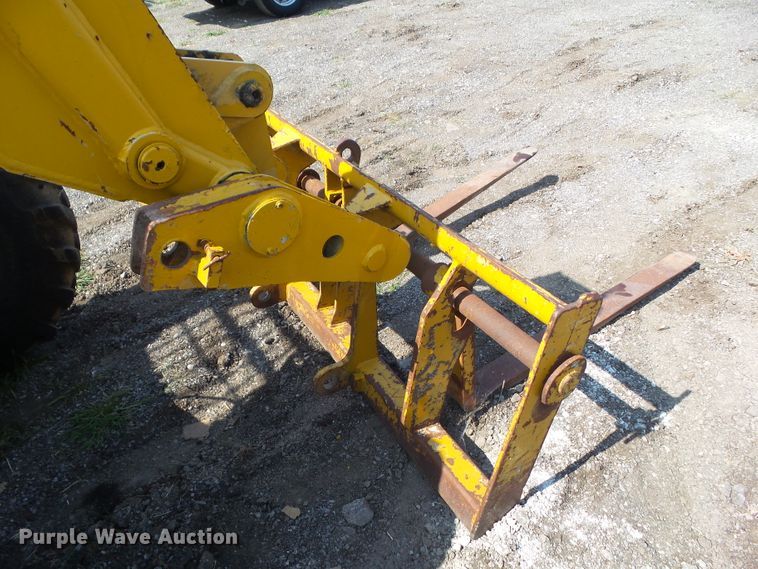 image for item HF9579 1998 Caterpillar TH82  telehandler