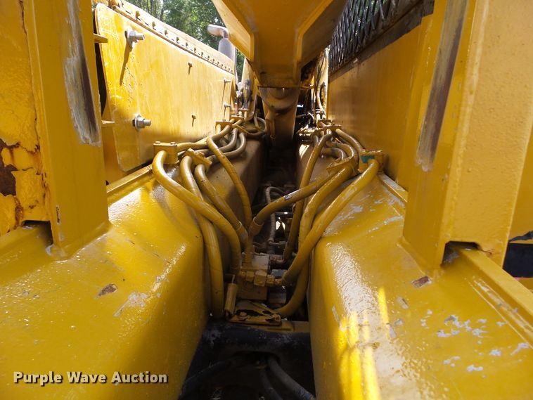 image for item HF9579 1998 Caterpillar TH82  telehandler