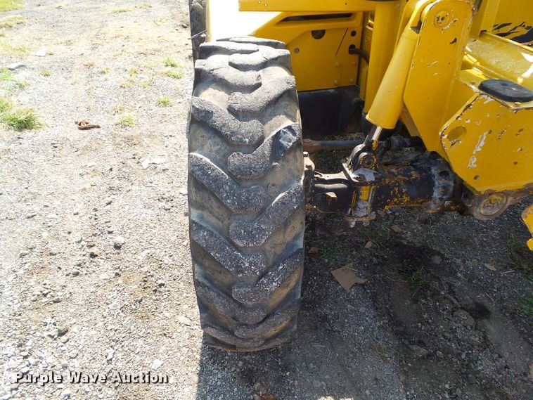 image for item HF9579 1998 Caterpillar TH82  telehandler