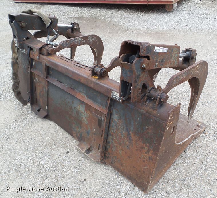 image for item HF9589 Bobcat 80"W skid steer grapple bucket