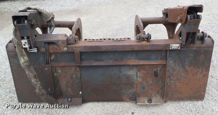 image for item HF9589 Bobcat 80"W skid steer grapple bucket