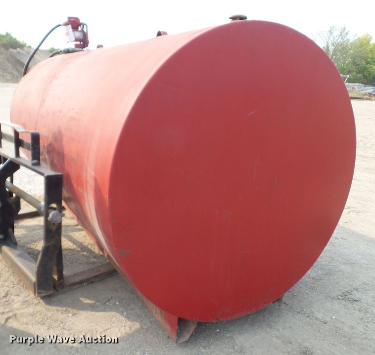 image for item HF9593 1,000 gallon fuel tank
