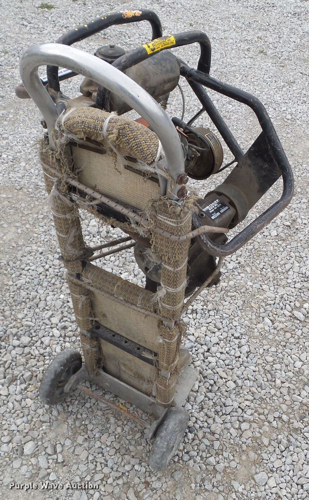 image for item HF9606 MBW R270 plate compactor