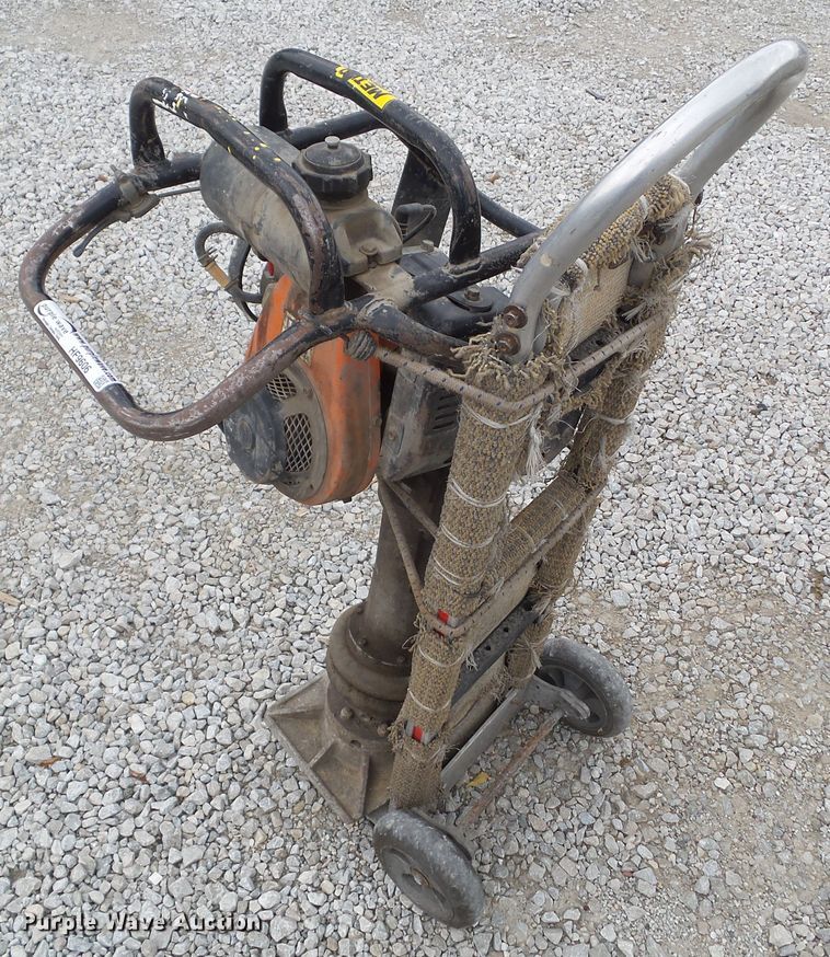 image for item HF9606 MBW R270 plate compactor