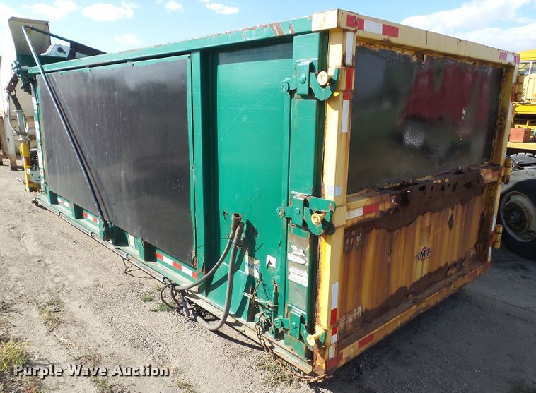 image for item HF9622 2010 IMT Refuse3J676127 refuse container loader