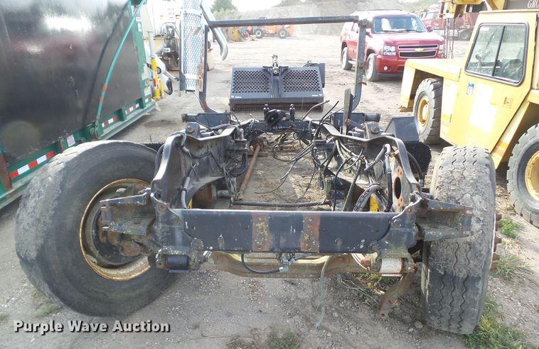 image for item HF9623 Mack Super Liner truck frame