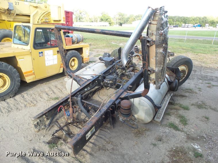 image for item HF9623 Mack Super Liner truck frame