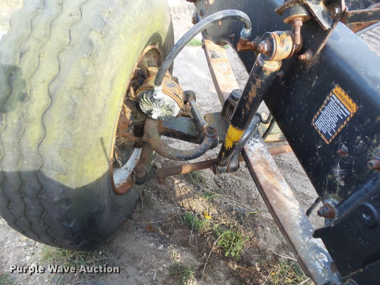 image for item HF9623 Mack Super Liner truck frame