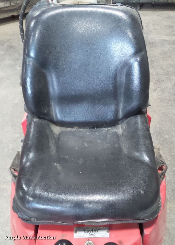 image for item HF9649 Taylor Tool Bronco 260P floor stripper