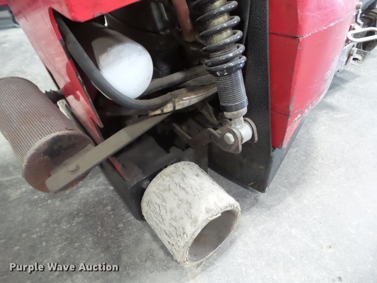 image for item HF9649 Taylor Tool Bronco 260P floor stripper