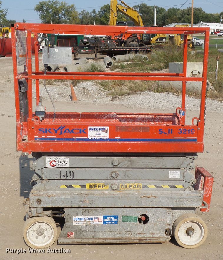 image for item HF9650 2009 Skyjack SJIII 3219  scissor lift