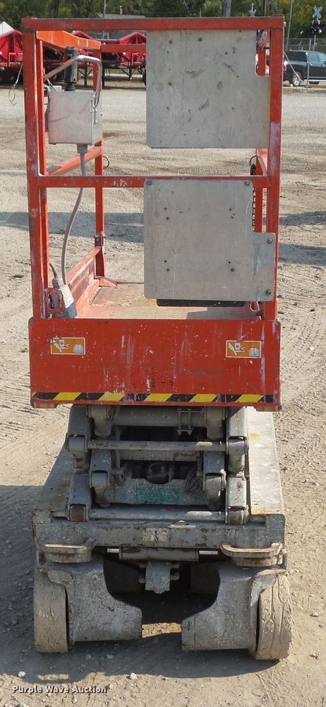 image for item HF9650 2009 Skyjack SJIII 3219  scissor lift