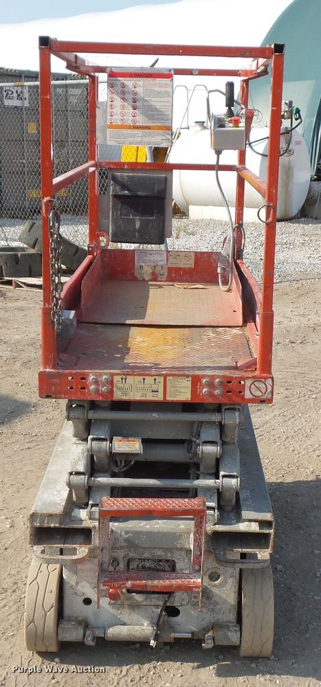 image for item HF9650 2009 Skyjack SJIII 3219  scissor lift
