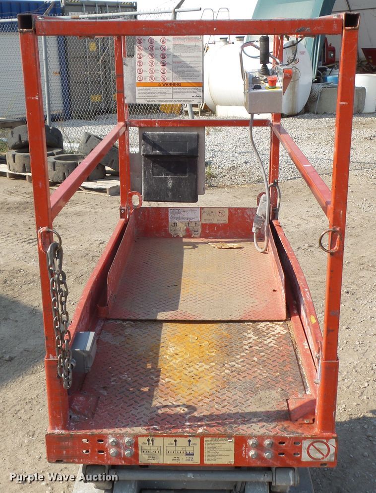 image for item HF9650 2009 Skyjack SJIII 3219  scissor lift