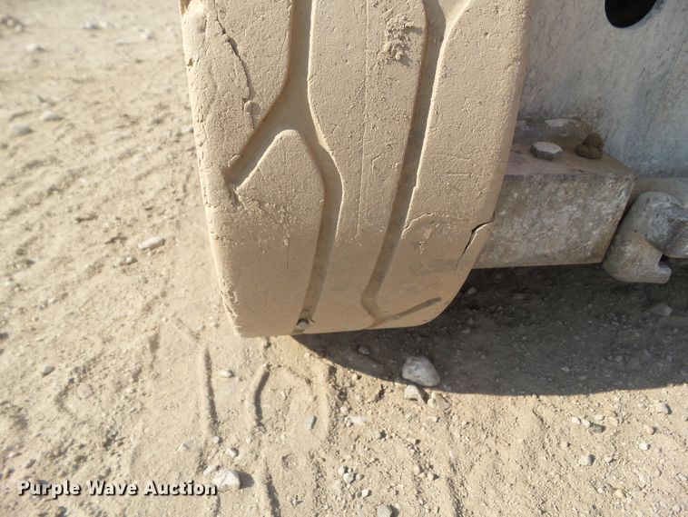 image for item HF9650 2009 Skyjack SJIII 3219  scissor lift