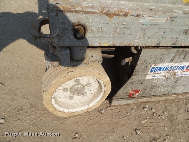 image for item HF9650 2009 Skyjack SJIII 3219  scissor lift