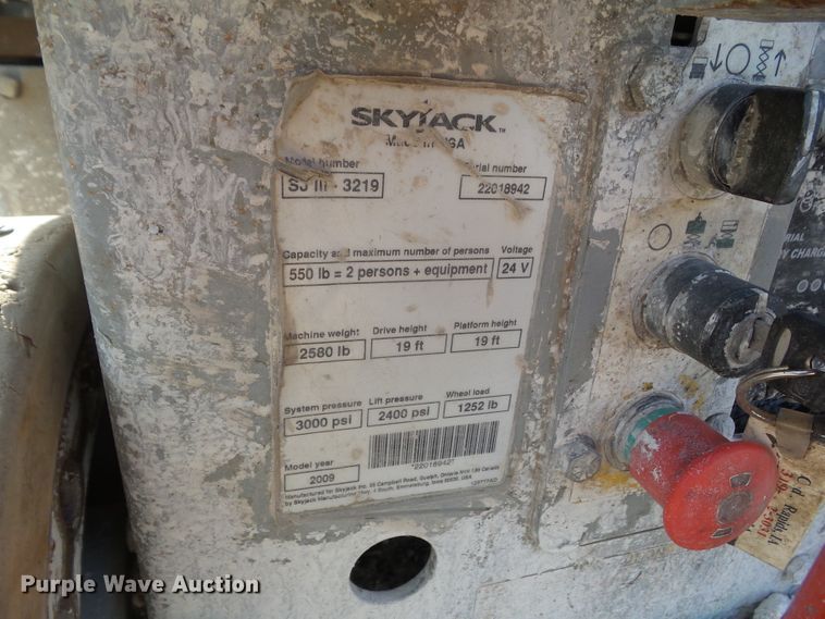 image for item HF9650 2009 Skyjack SJIII 3219  scissor lift