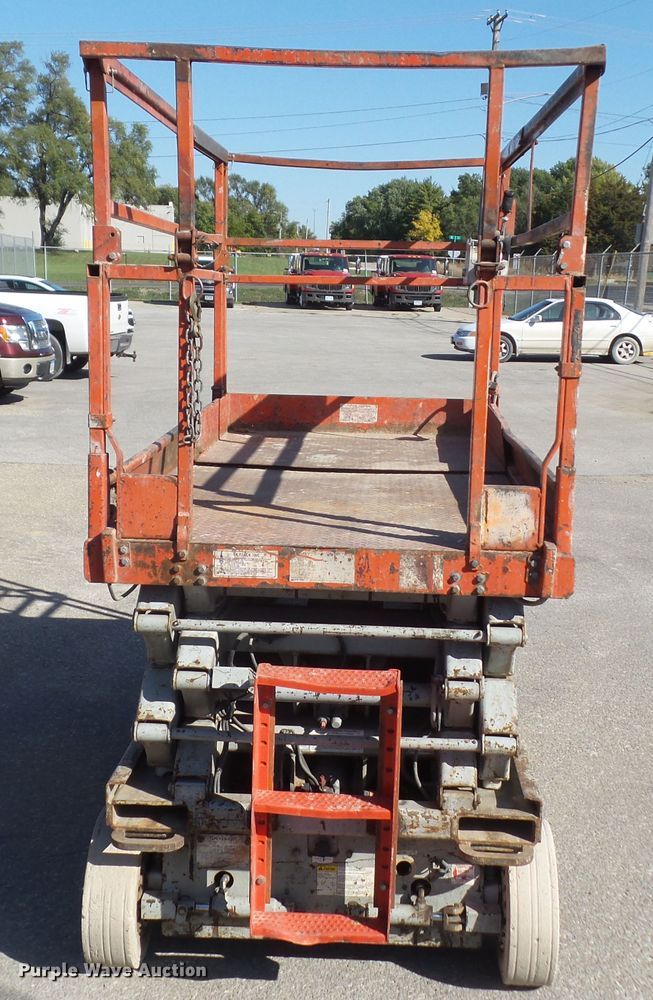 image for item HF9652 Skyjack SJIII 4626  scissor lift